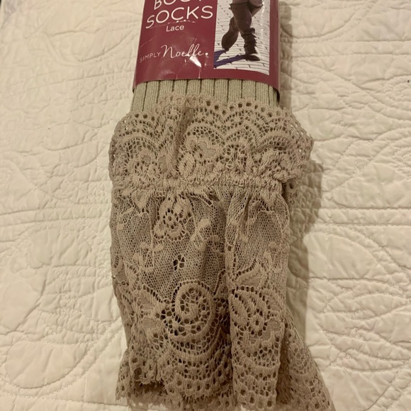 NWT Simply Noelle Boot socks Beige lace Top! So cute!! - Picture 8 of 8